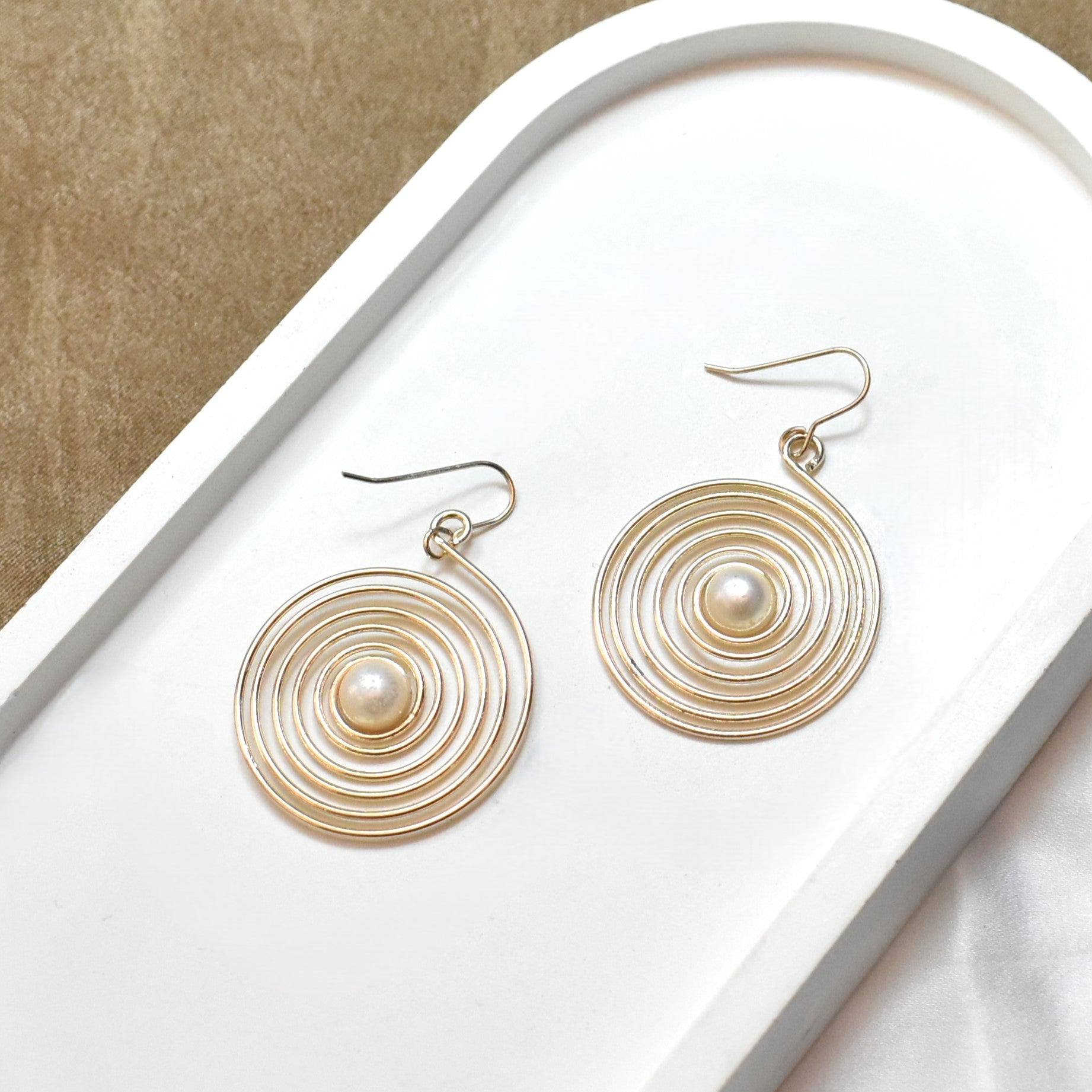 TFC Pearl Golden Spiral Maze Hoop Earring