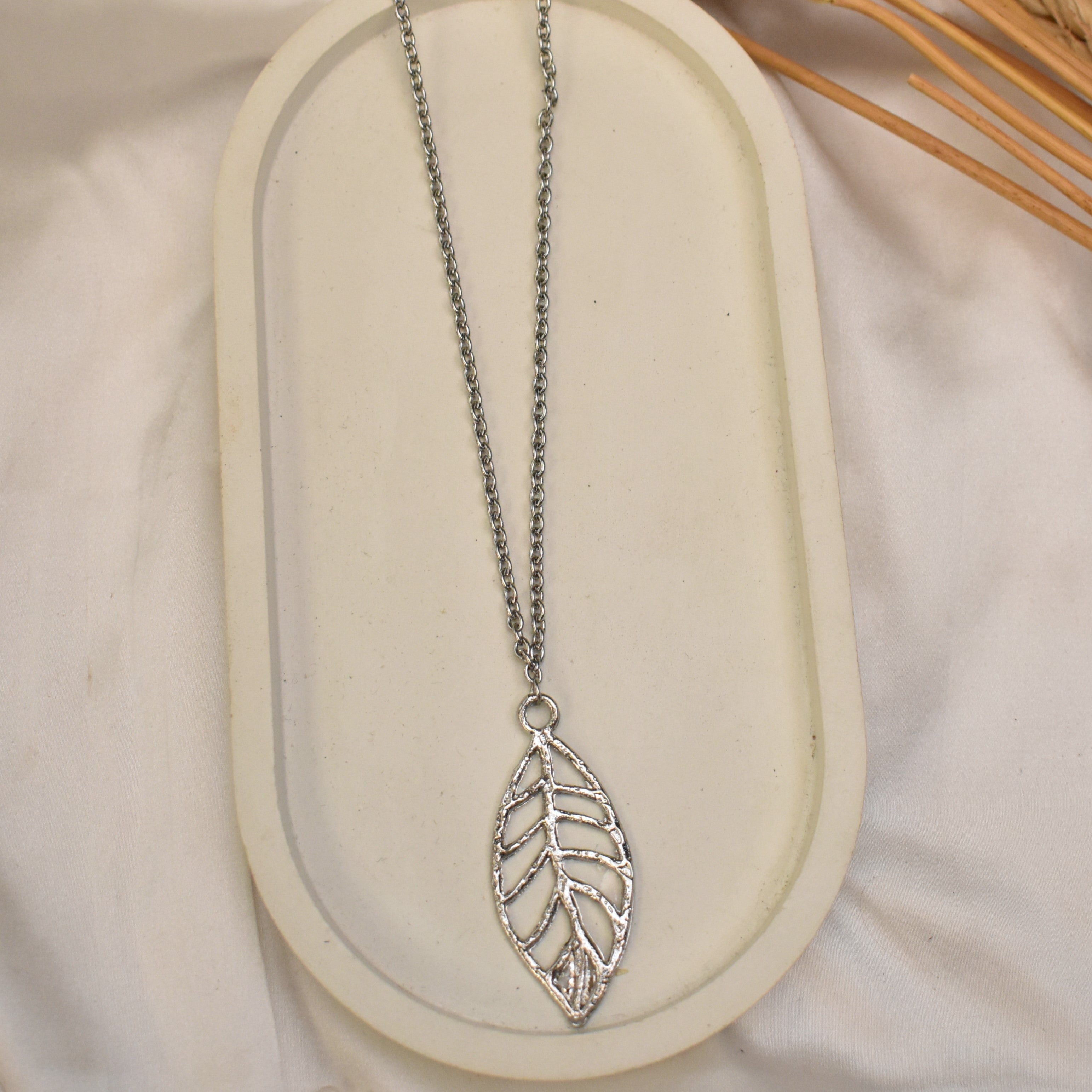 TFC Leaf Scene Silver Plated Pendant Necklace