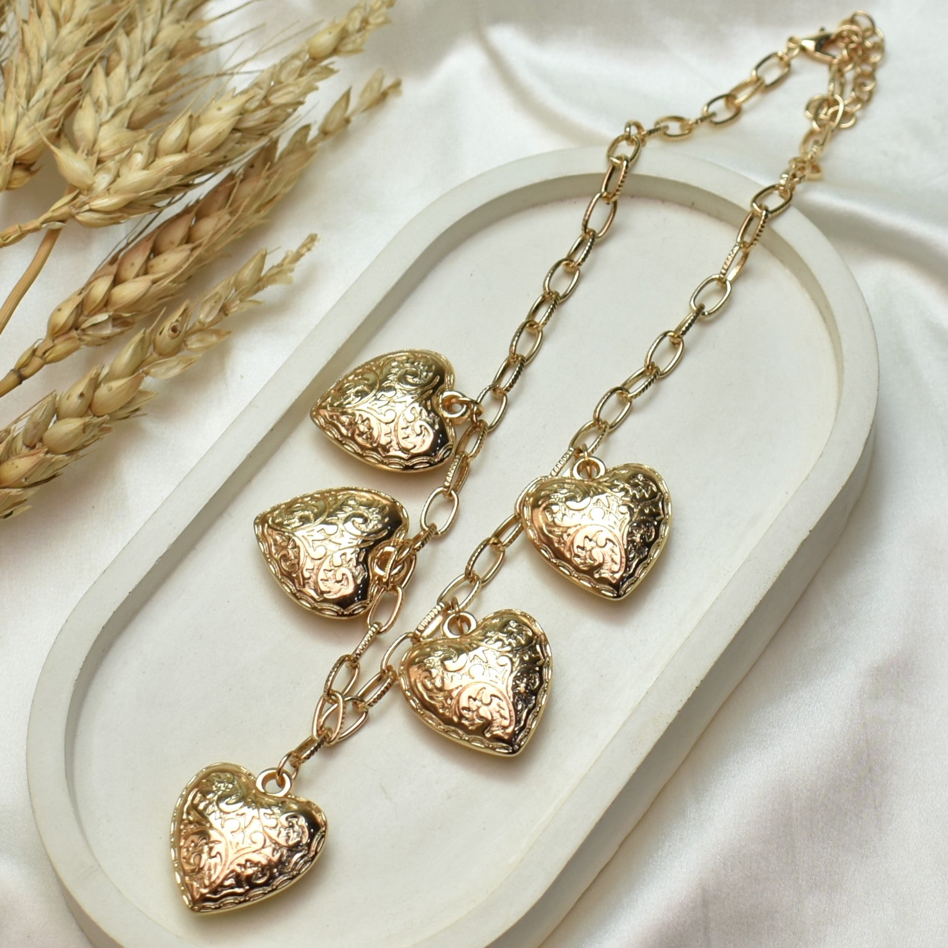 TFC Bold Crafted Heart Gold Plated Necklace