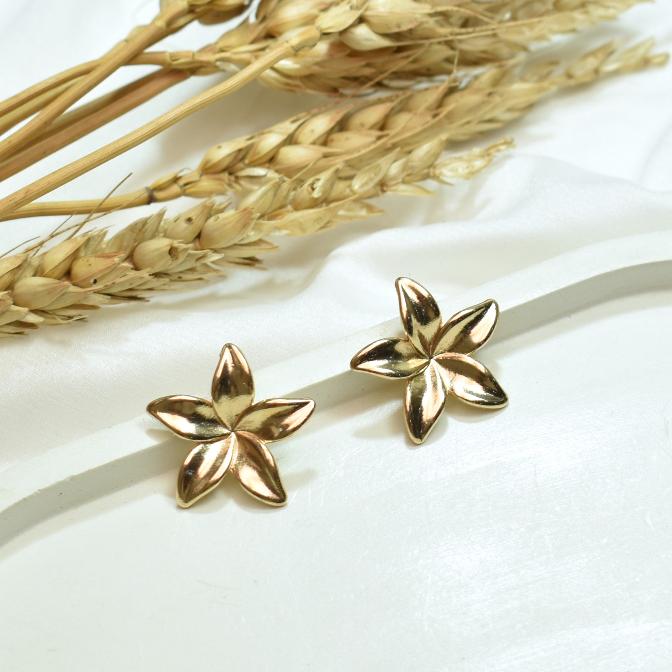 TFC Lily Fall Gold Plated Stud Earrings