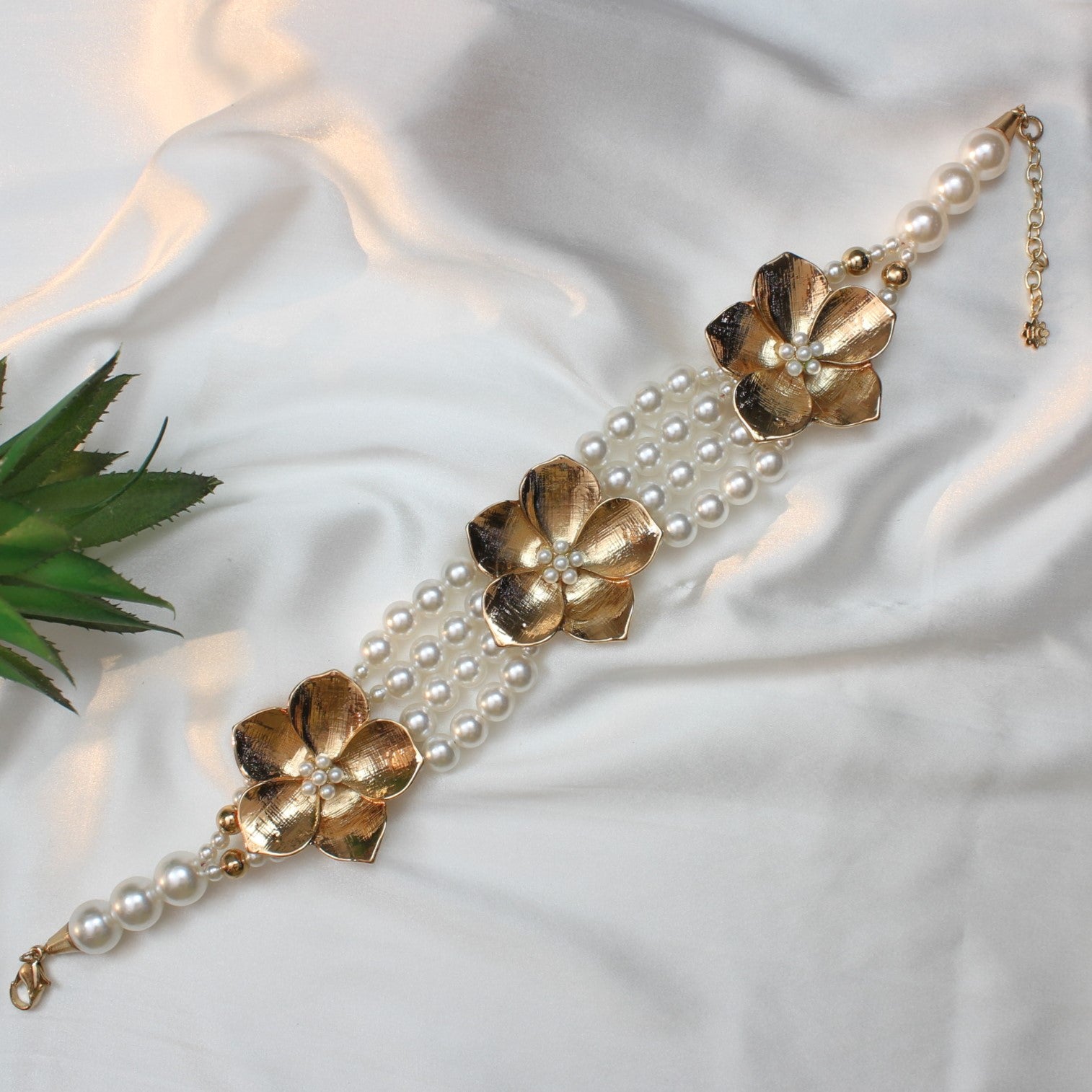 TFC Sunflower Pearl Gold Plated Choker Necklace