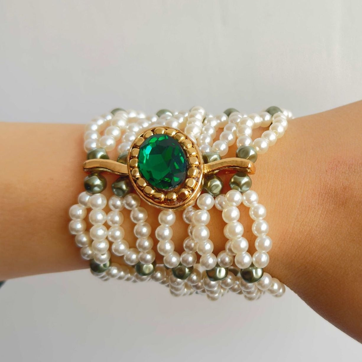 TFC Rani Kalai Bandh Emerald Gold Plated Bracelet