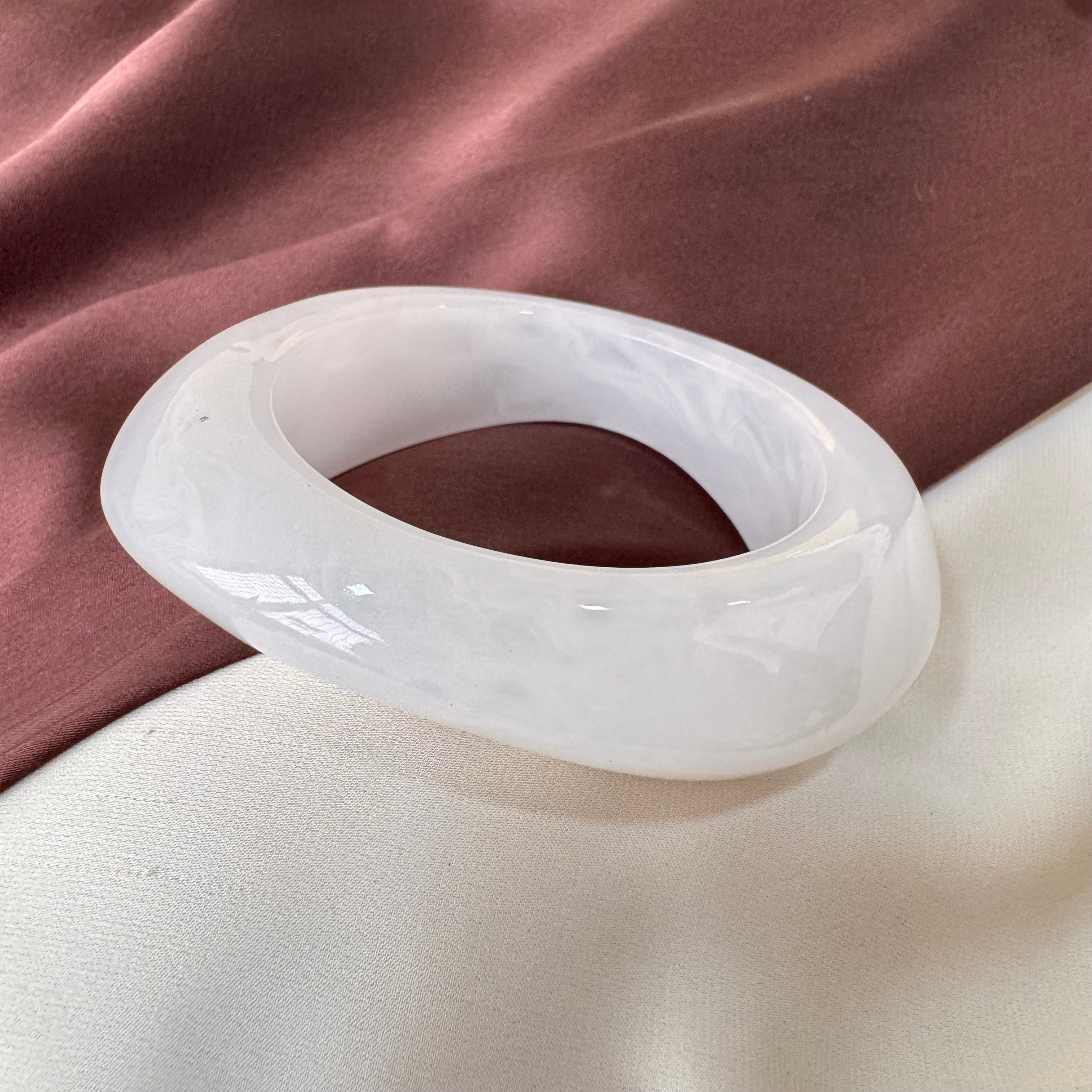 TFC Size 2.6 Round White Resin Bangle