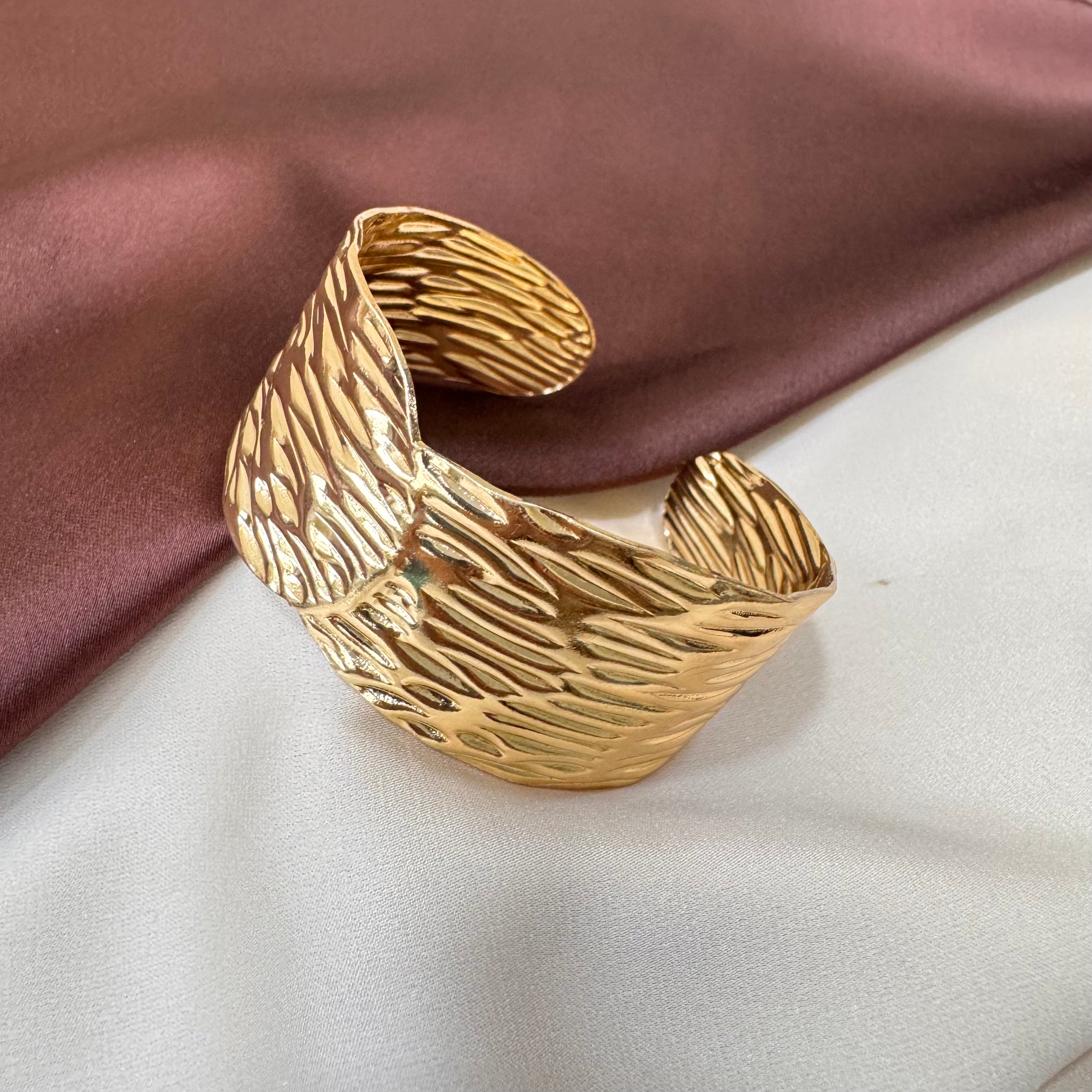 TFC Adjustable Glamour Grip Gold Plated Cuff Bracelet