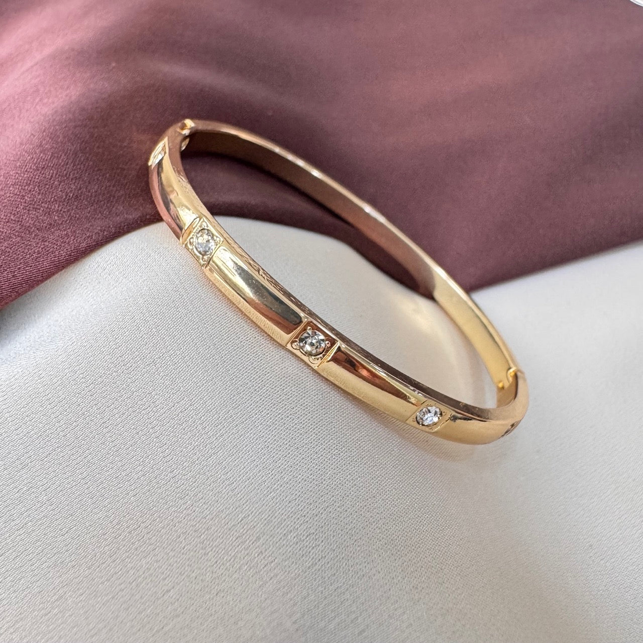 TFC Size 2.2 Topper Gold Plated Bracelet Bangle