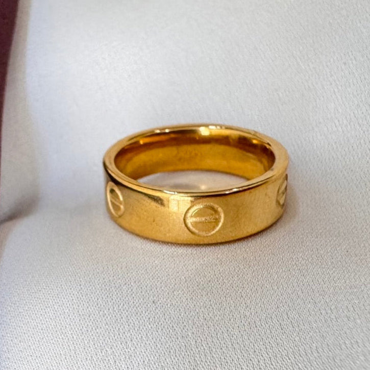 TFC Size 16 Luxury Gold Plated Ring