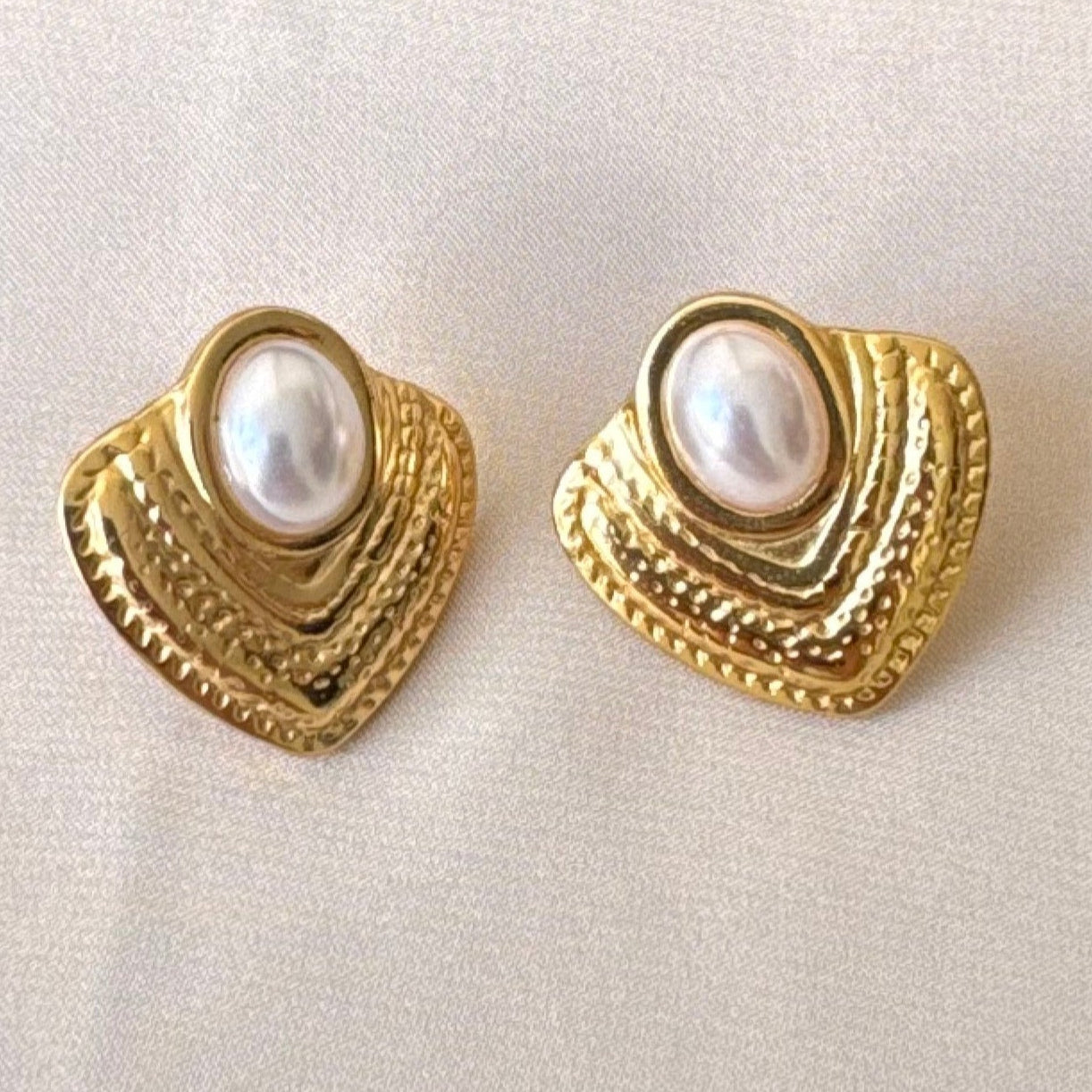 TFC Heart Pearl Gold Plated Stud Earrings