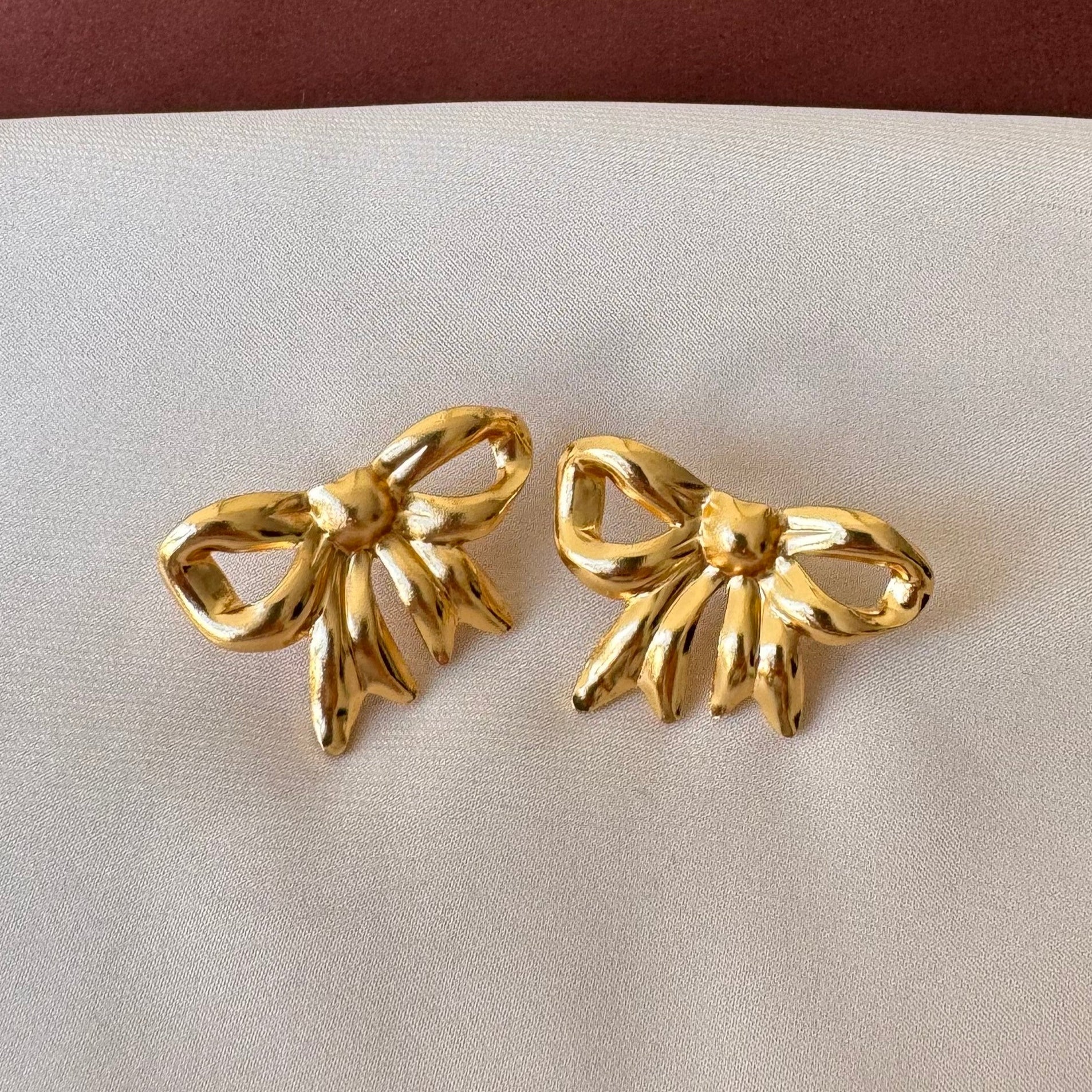TFC Small Bow Gold Plated Stud Earrings