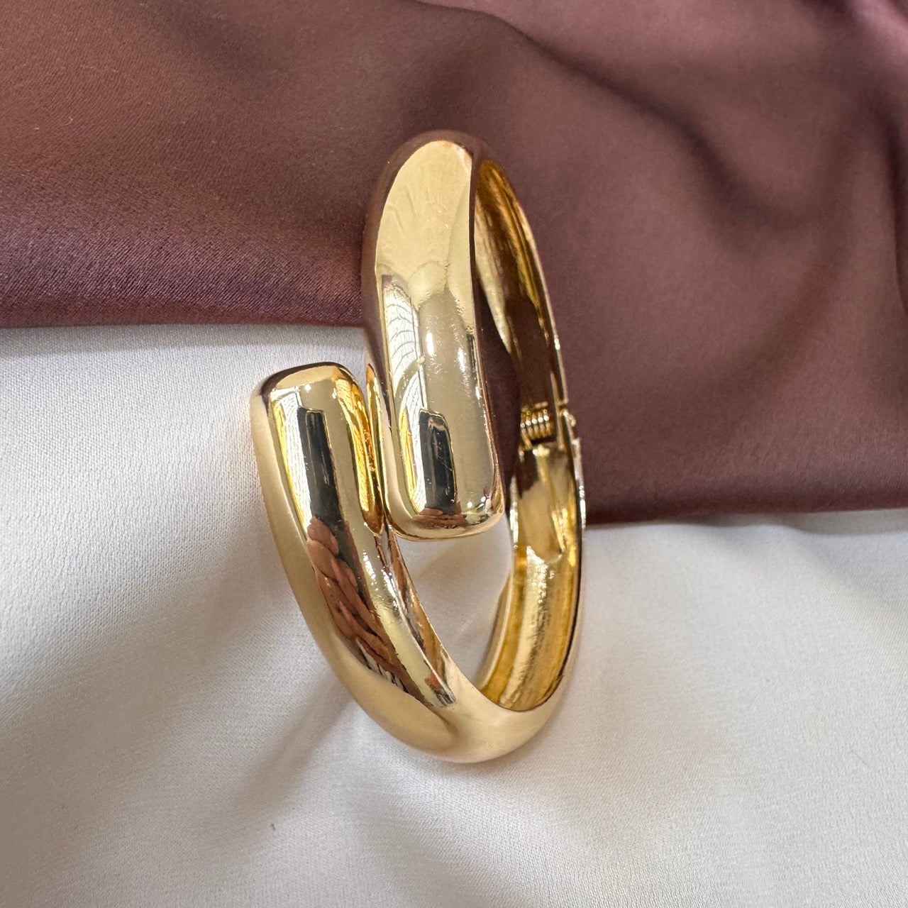 TFC Size 2.6 Apex Gold Plated Bracelet Bangle