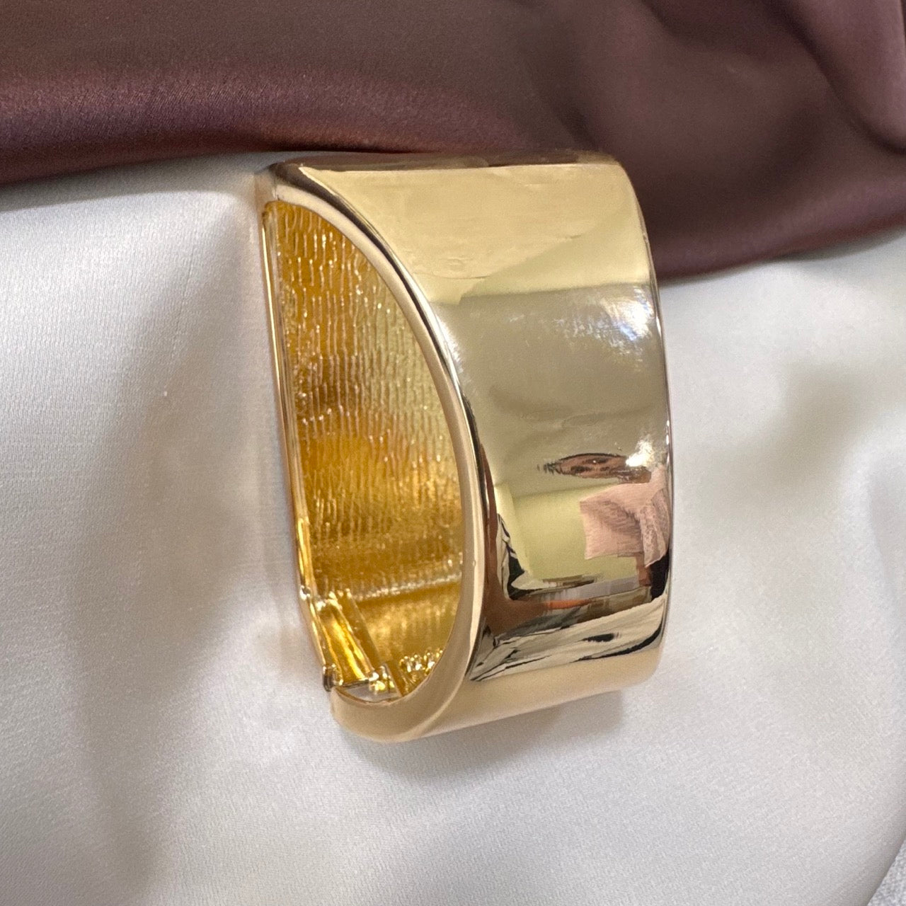 TFC Size 2.6 "D" Shape Gold Plated Bracelet Bangle
