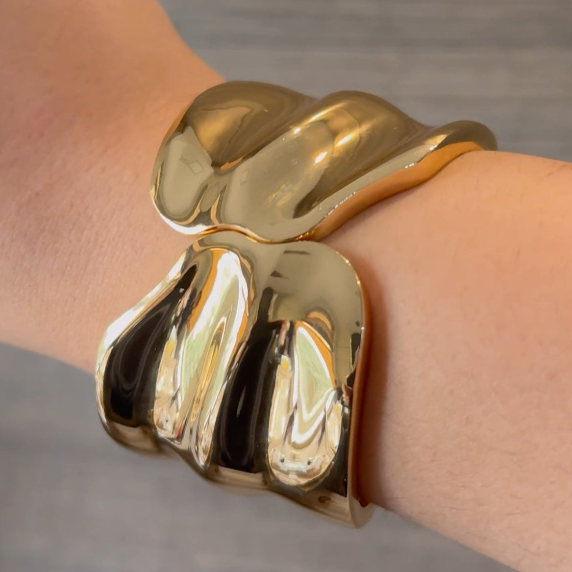 TFC Size 2.6 Elegant Gold Plated Bracelet bangle
