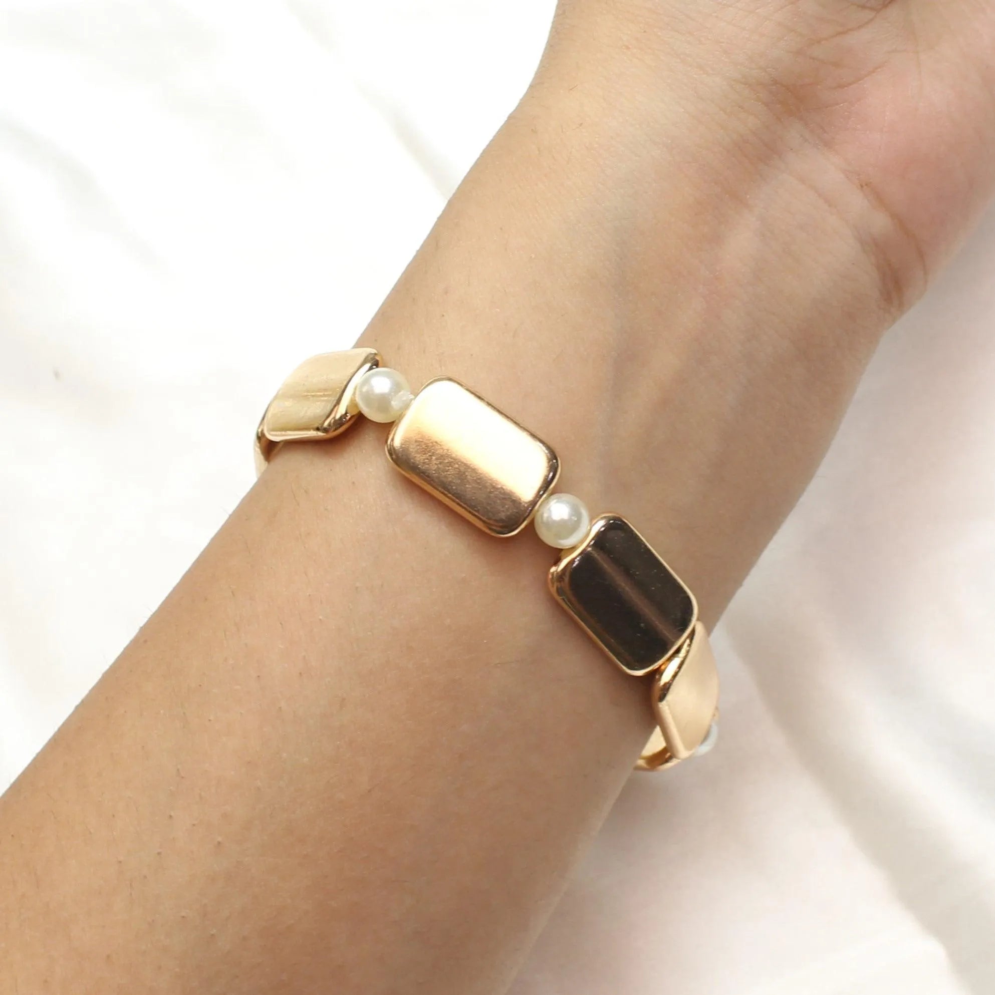 TFC Flat Rectangle & Pearl Gold Plated Adjustable Bracelet