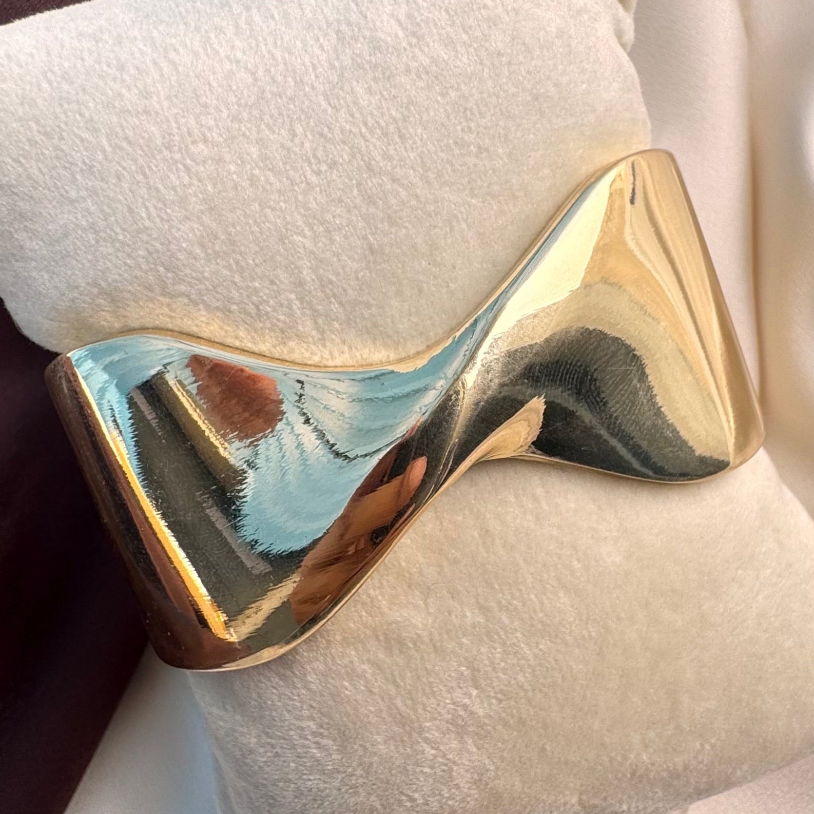 TFC Crossy Openable Gold Plated Bracelet Bangle