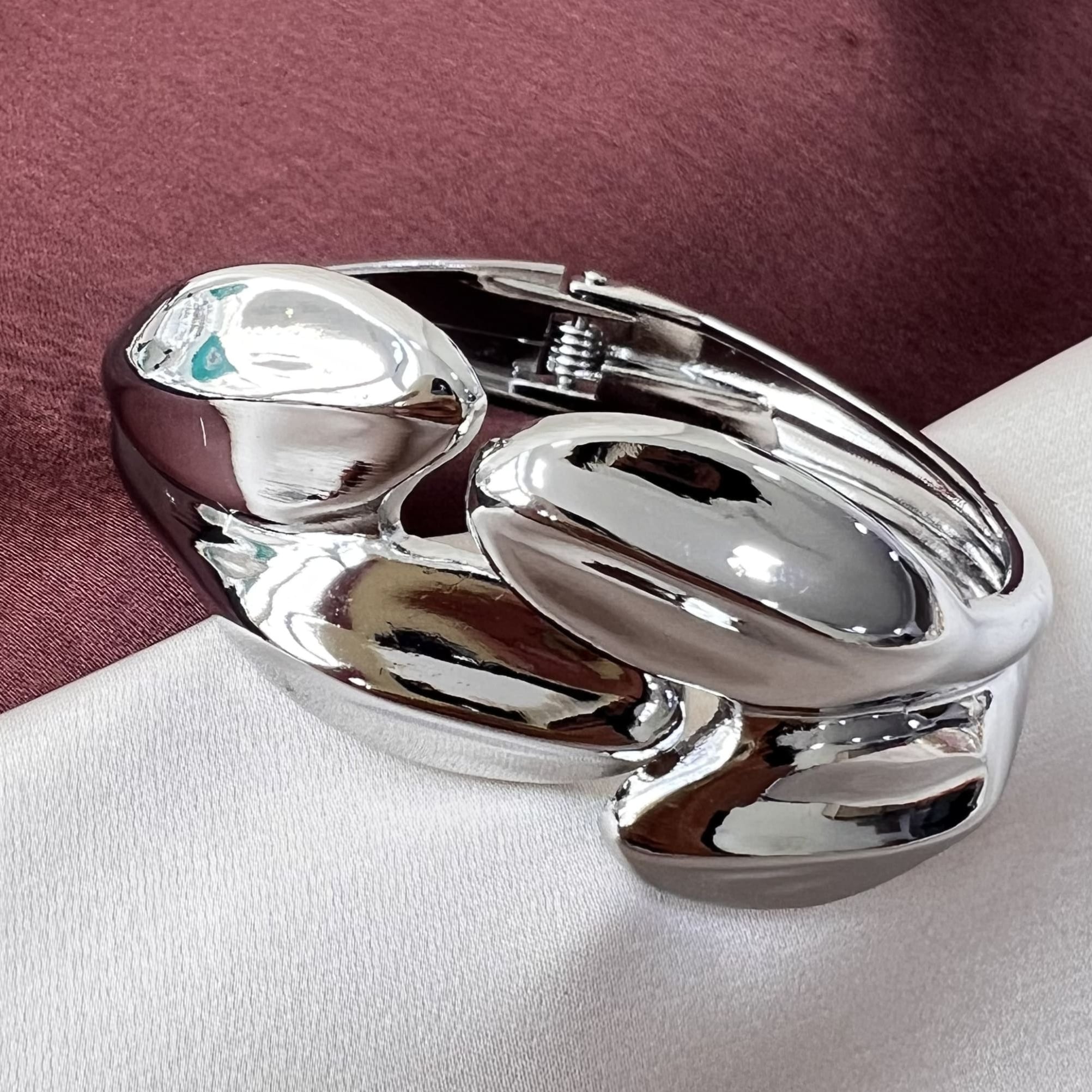 TFC Size 2.6 Leaves Silver Plated Bracelet Bangle