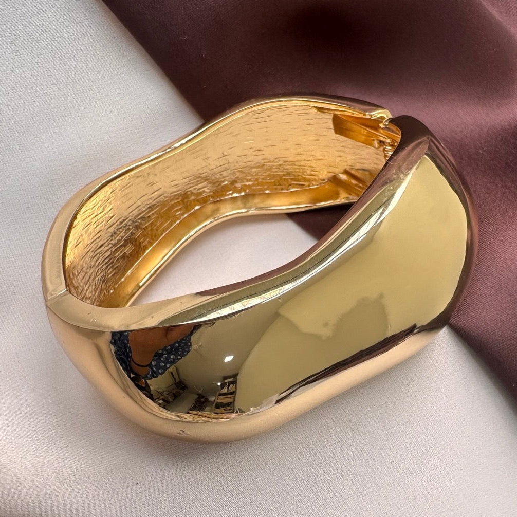 TFC Size 2.6  Light Wave Gold Plated Bracelet Bangle