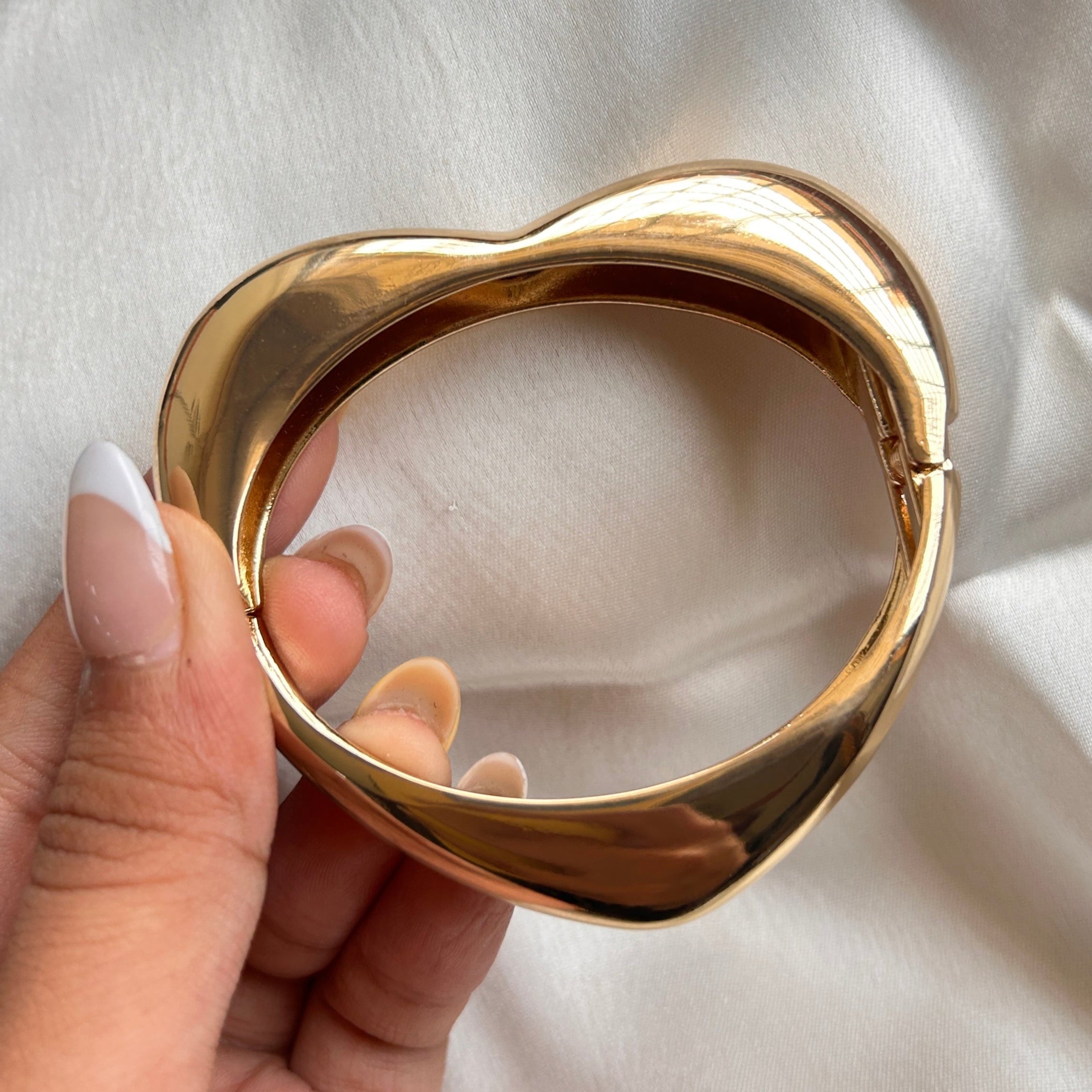 TFC Mai Tera Gold Plated bangle (Size- 2.6)
