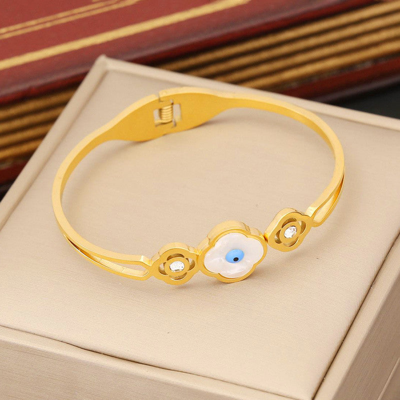 TFC Size 2.6 Chic Floral Eye Gold Bracelet Bangle