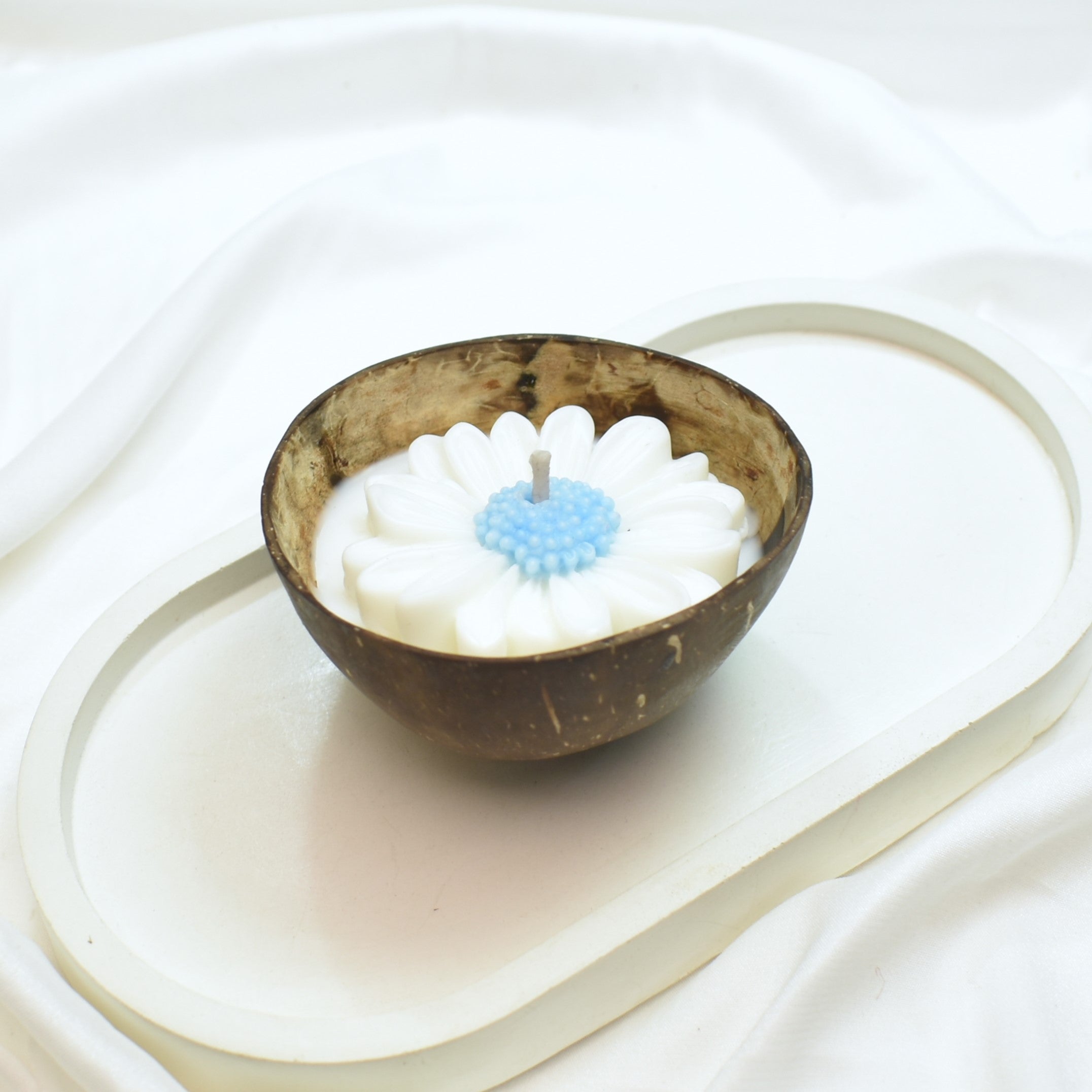 TFC Coconut Aqua Flower Scented Candle