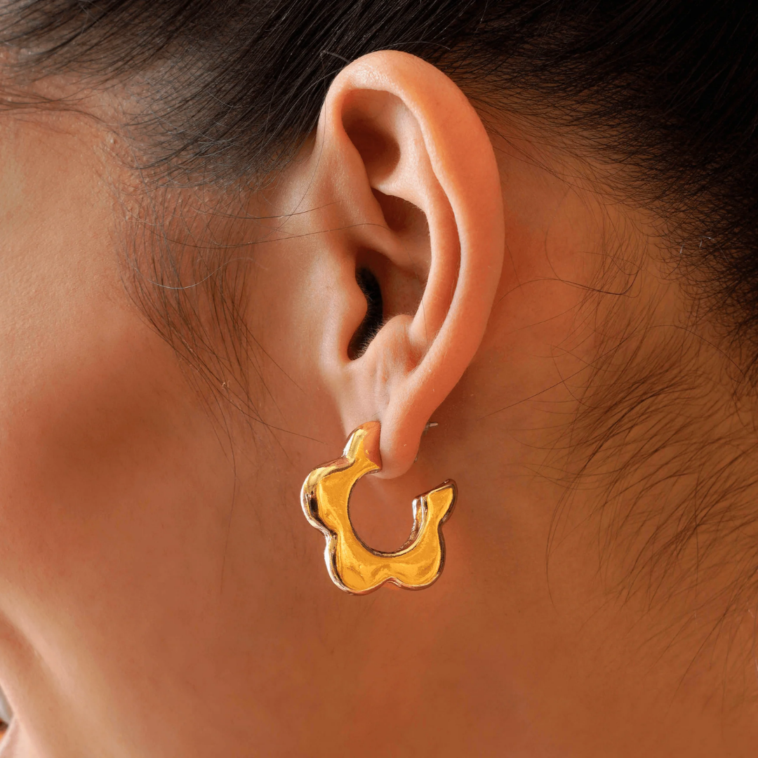 Daisy Gold Plated Hoop Earrings