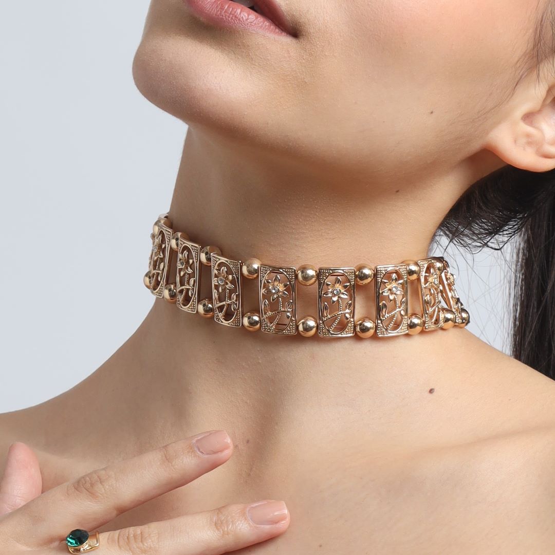TFC Floral Frame Gold Plated Choker Necklace