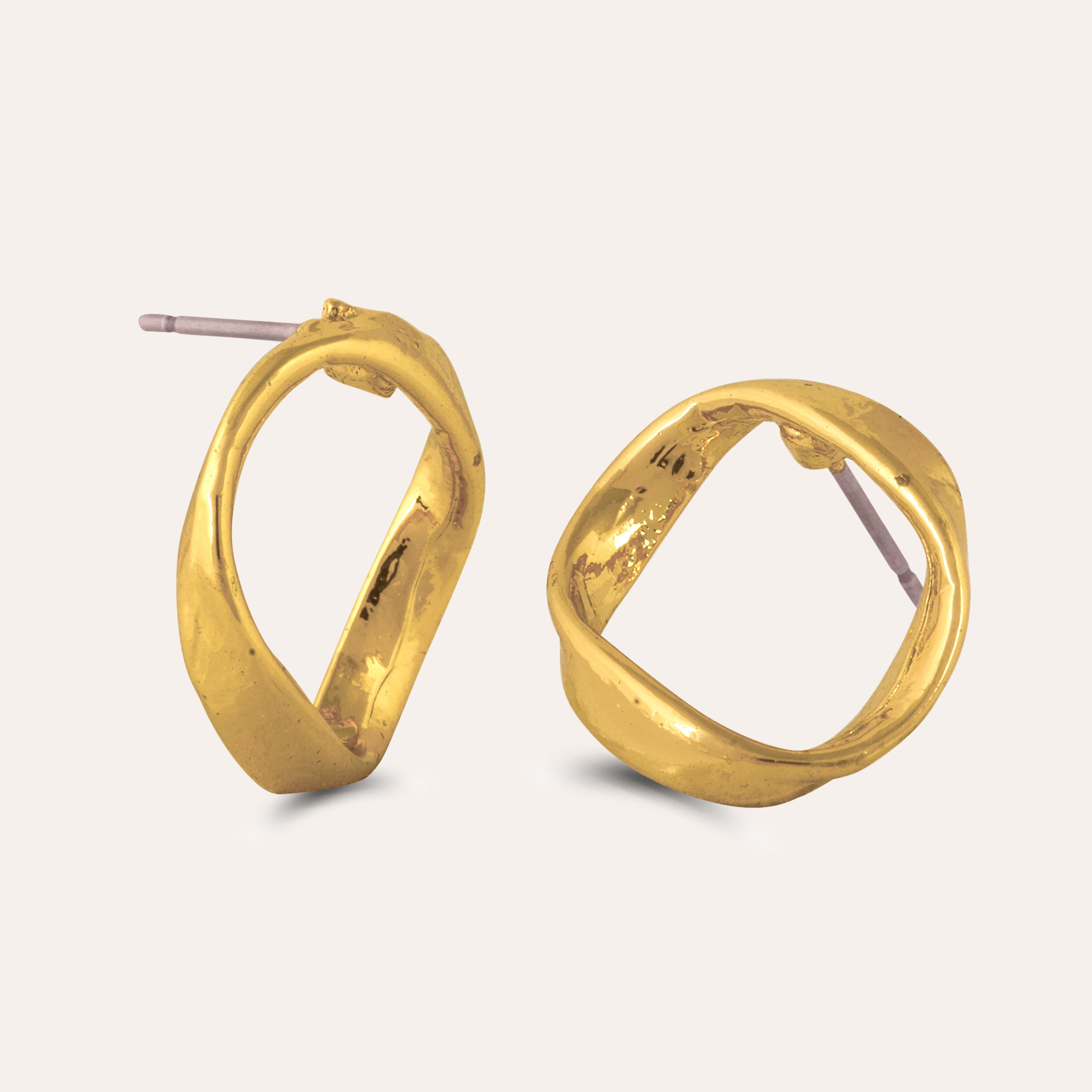 TFC Round Gold Plated Pearl Stud Earrings-Discover daily wear gold earrings including stud earrings, hoop earrings, and pearl earrings, perfect as earrings for women and earrings for girls.Find the cheapest fashion jewellery which is anti-tarnis​h only at The Fun company
