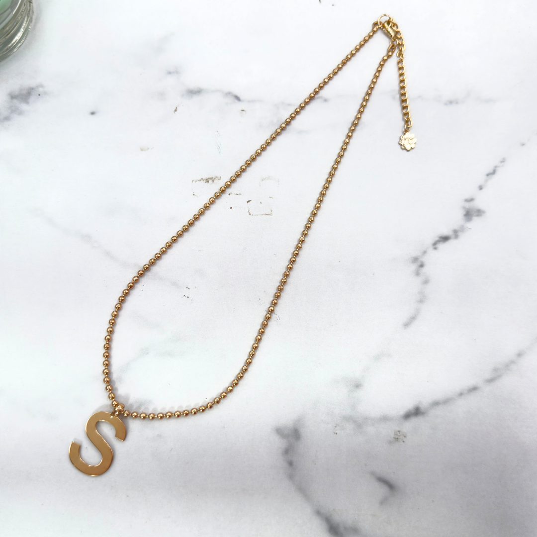 S gold plated pendant necklace