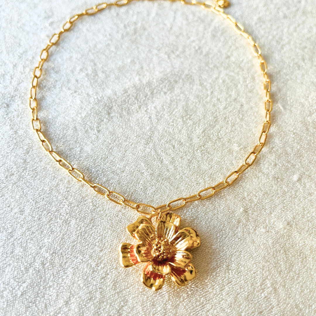 TFC 24K Solid Flower Gold Plated Pendant Necklace