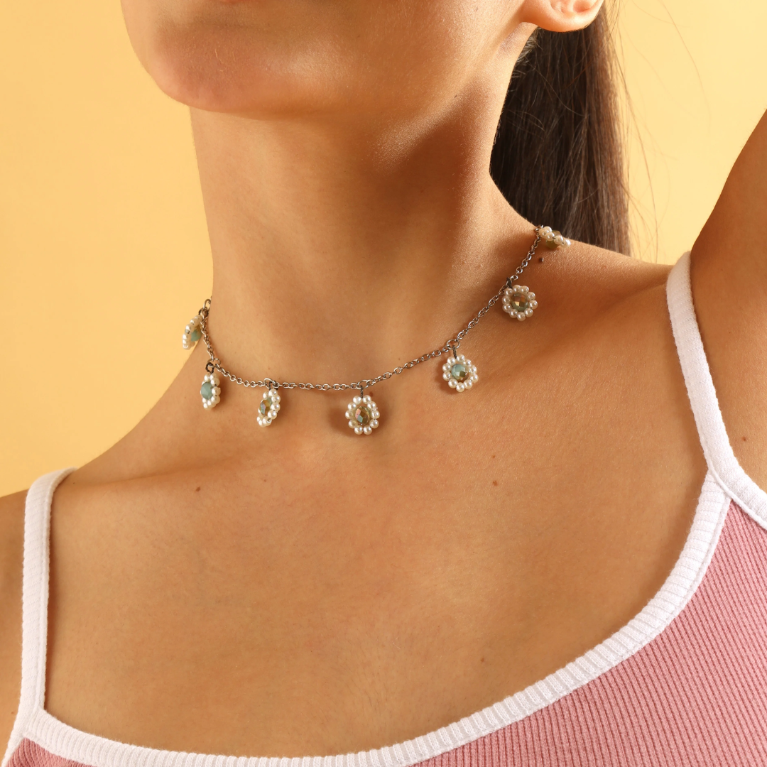 TFC Y2K Pearl Floral Silver Plated Necklace