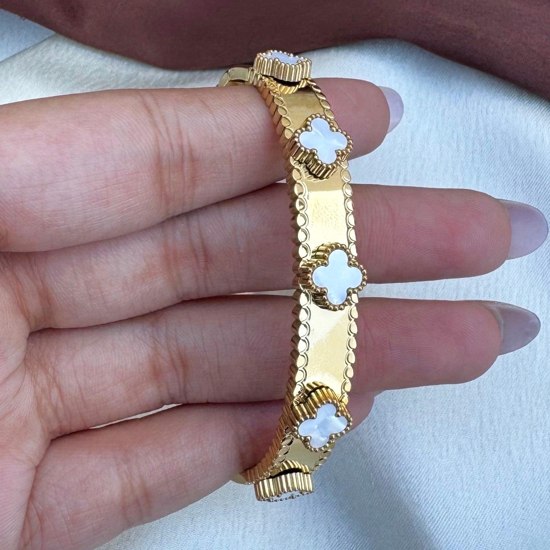 TFC White Flower Gold Plated Bracelet Bangle