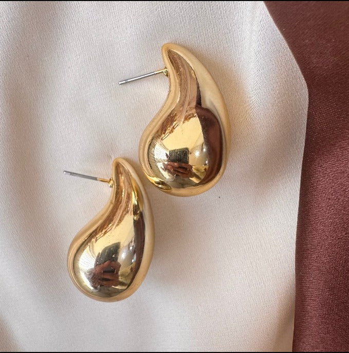 TFC Trendy Medium Bottega Teardrop Gold Plated Stud Earrings