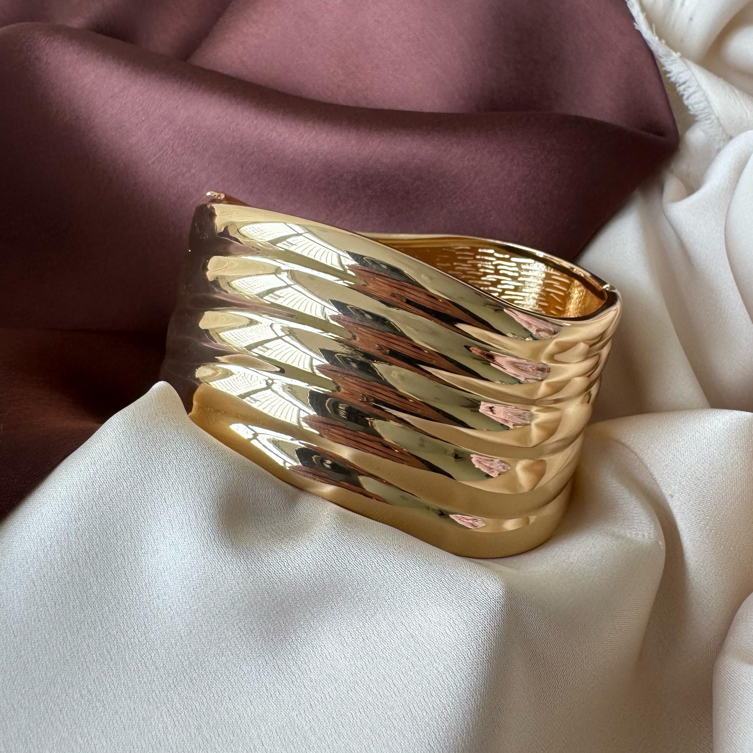 TFC Size 2.6 Ripple Gold Plated Bracelet Bangle