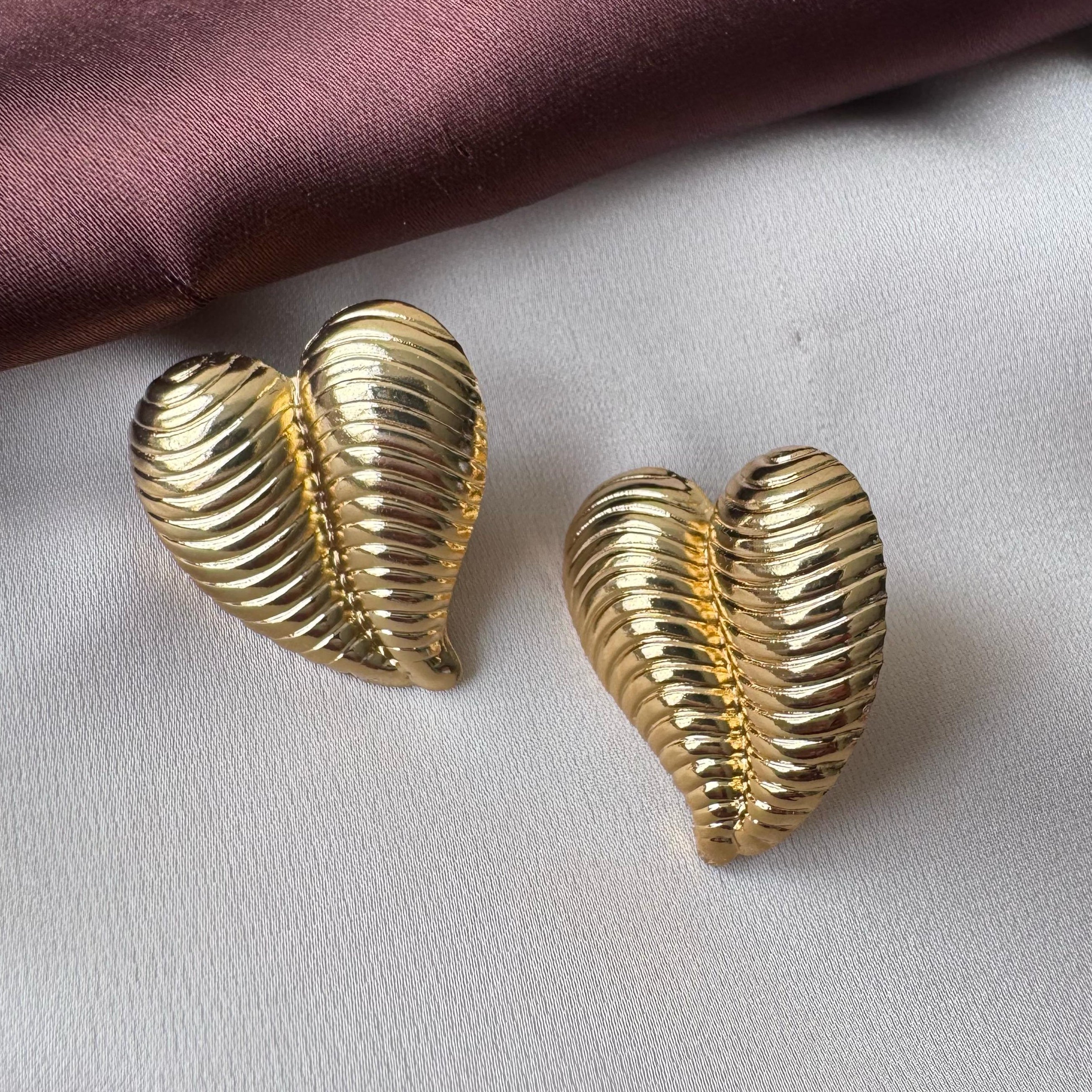 TFC Lining Heart Gold Plated Stud Earrings