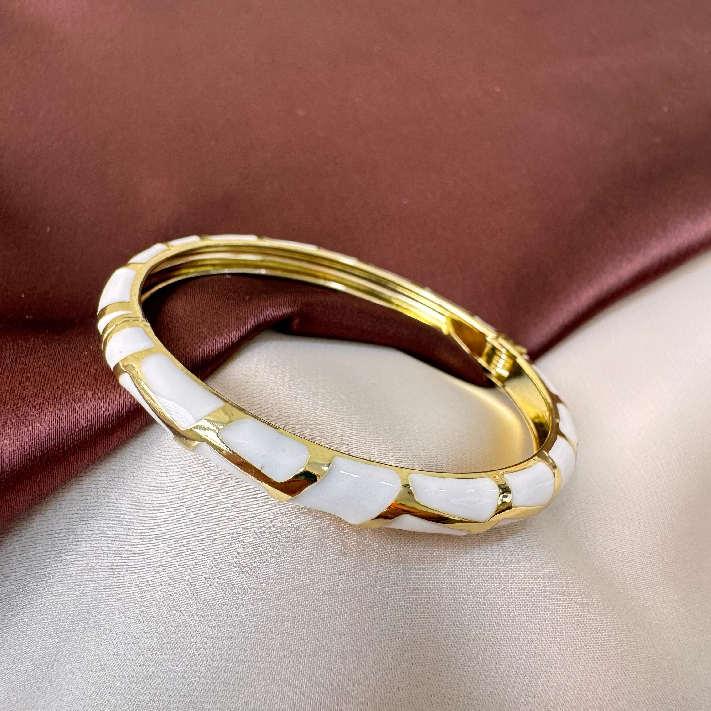 TFC Size 2.6 Snowy Cut Gold Plated Enamel Bangle