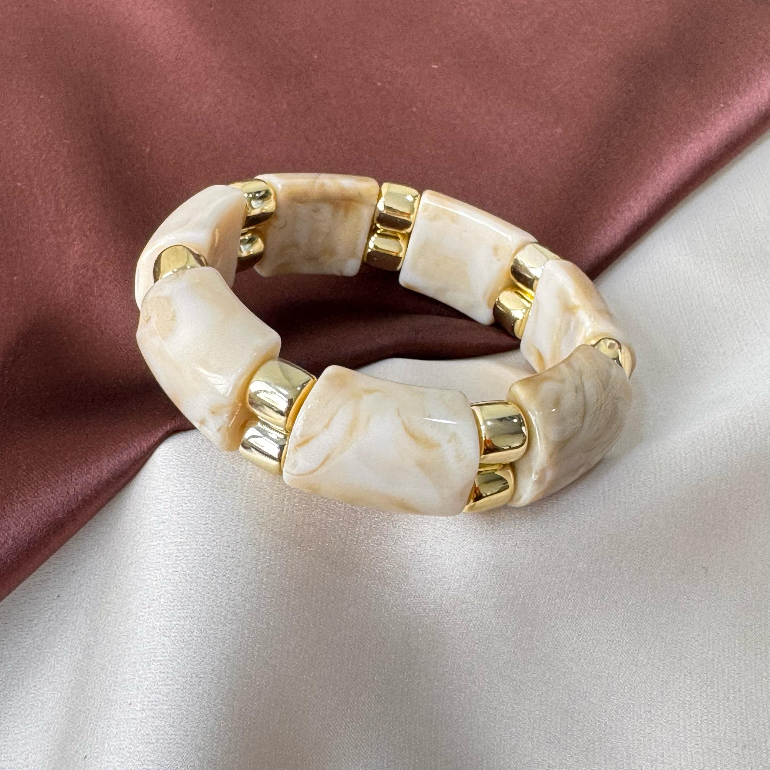TFC Snowy Gold Plated Stretchable Bracelet