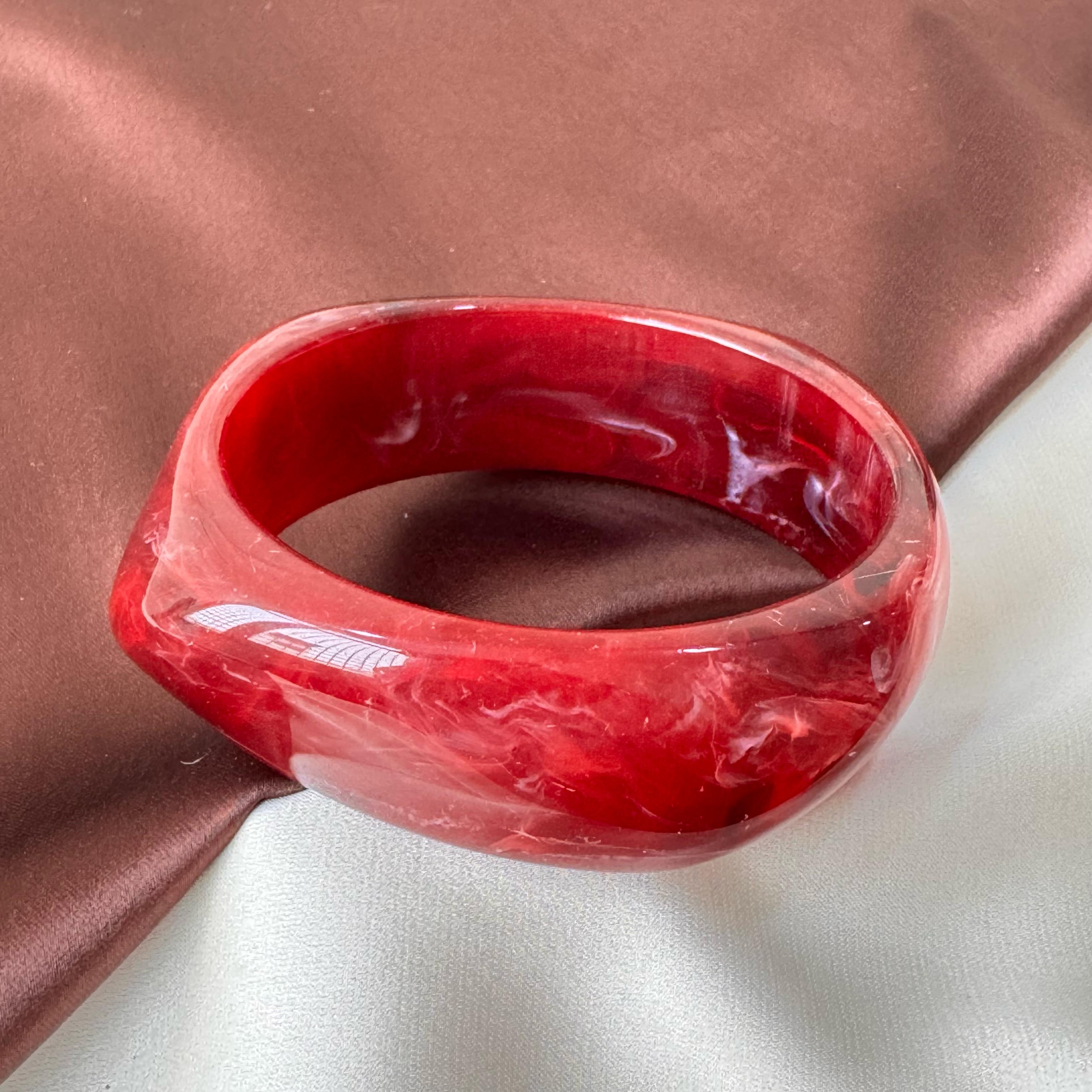 TFC Size 2.6 Megroon Resin Bangle