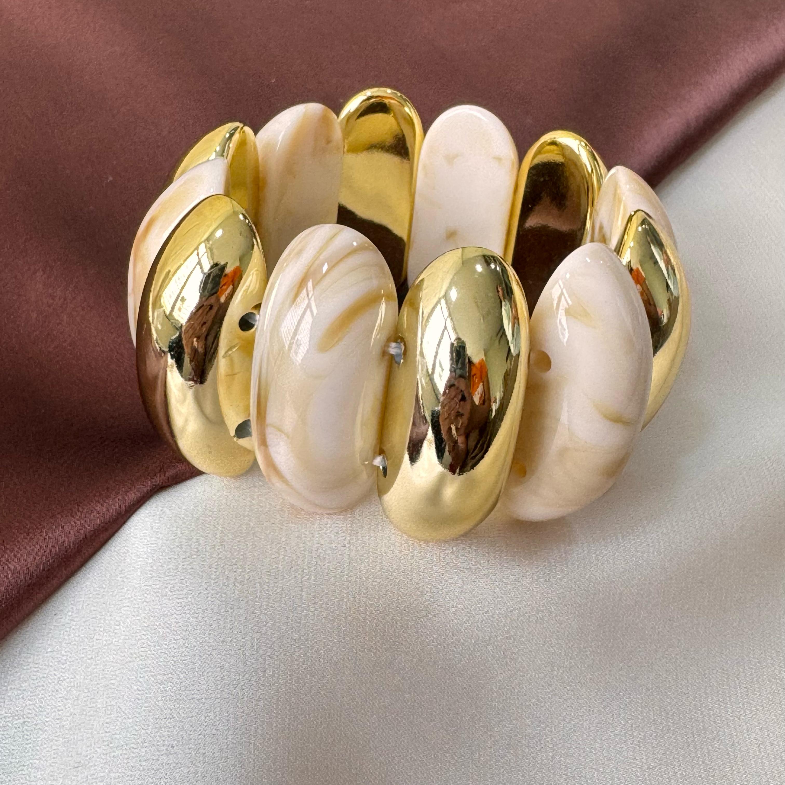 TFC Alabaster Gold Plated Stretchable Bracelet