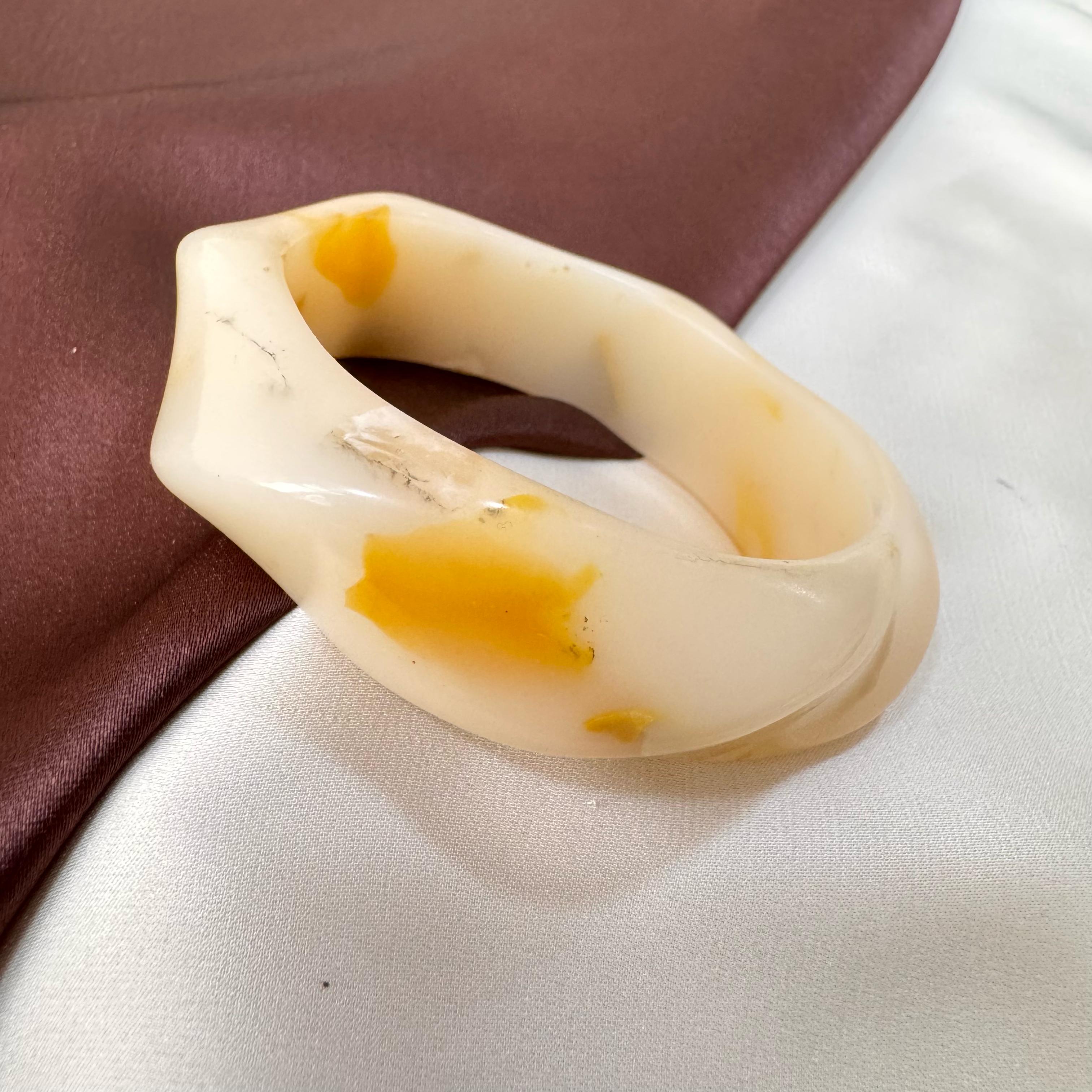TFC Size 2.5 White Twist Resin Bracelet Bangle