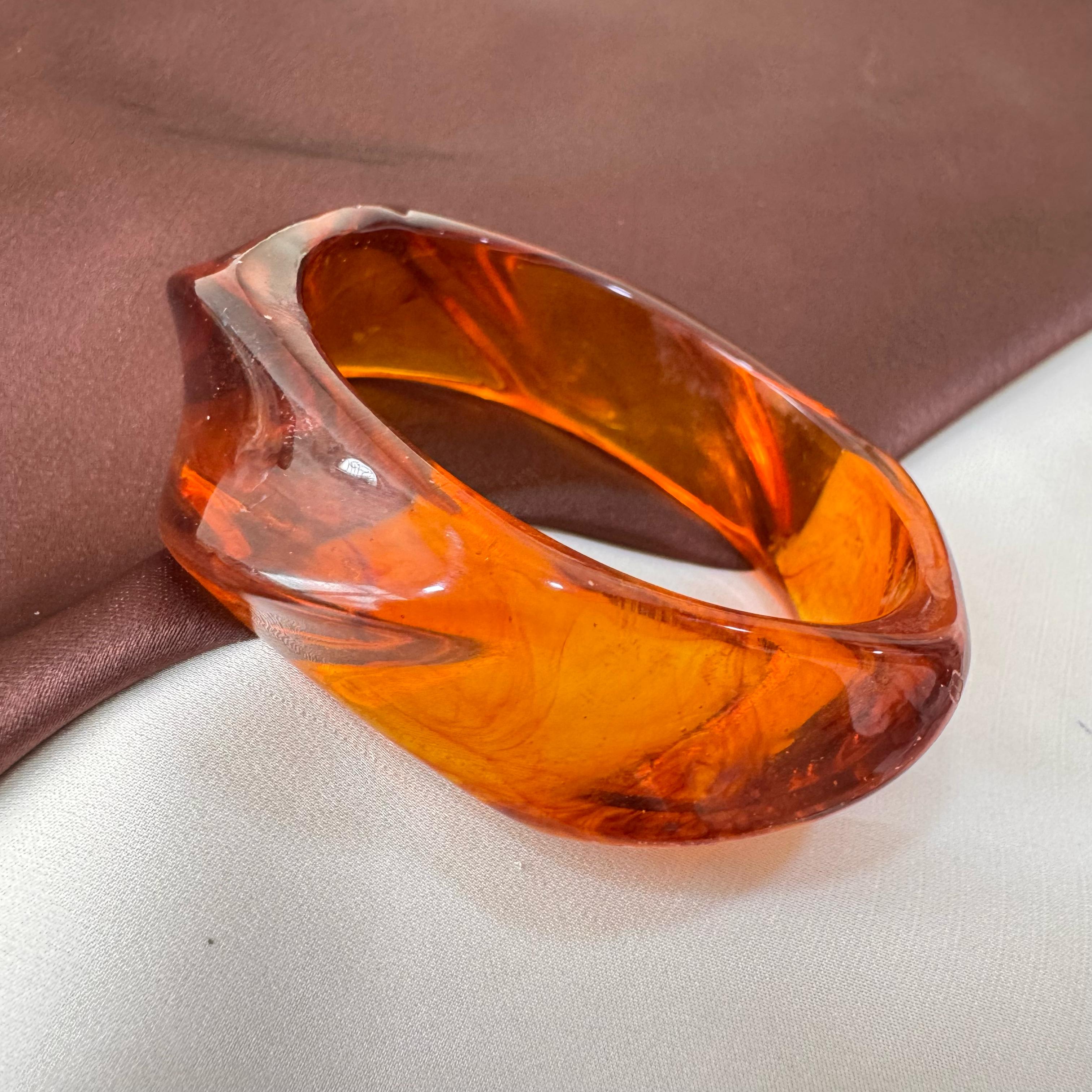 TFC Size 2.8 Twirl & Swirl Resin Bangle