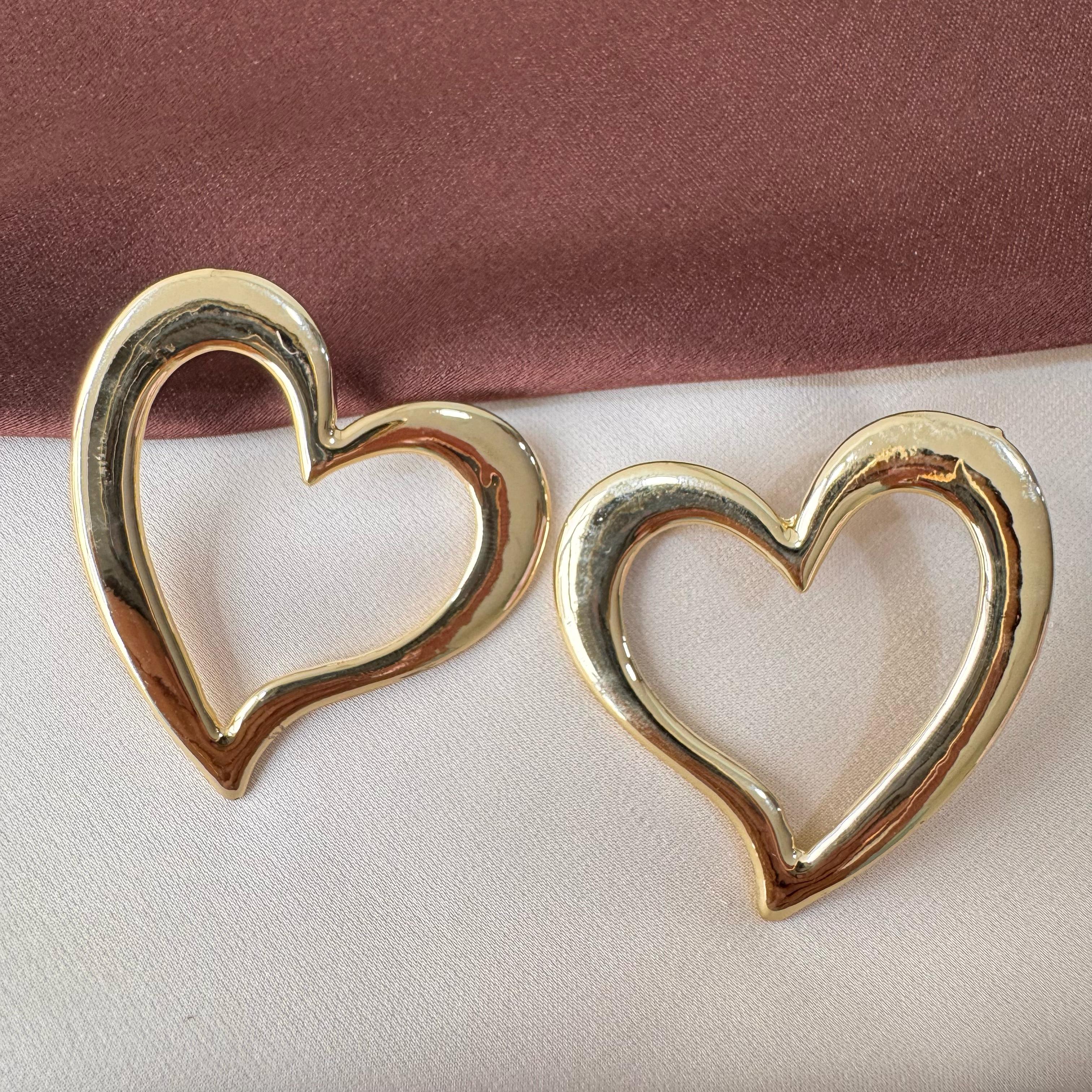 TFC Wavey Heart Gold Plated Stud Earrings