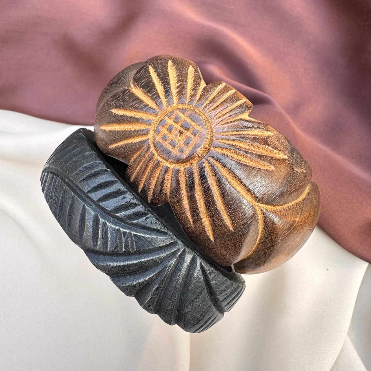 TFC AuraWood Band Hand Design Bangle Set of 2