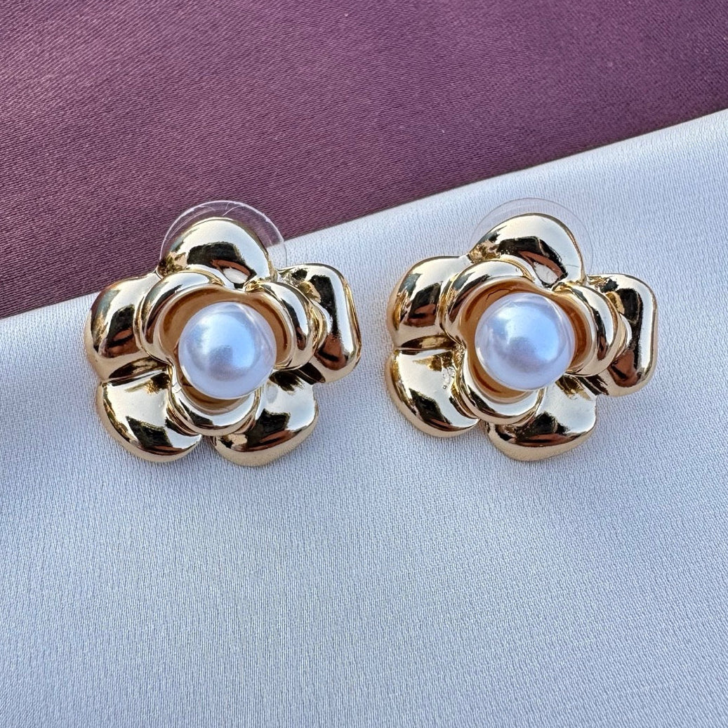 TFC Pearly Rose Gold Plated Stud Earring