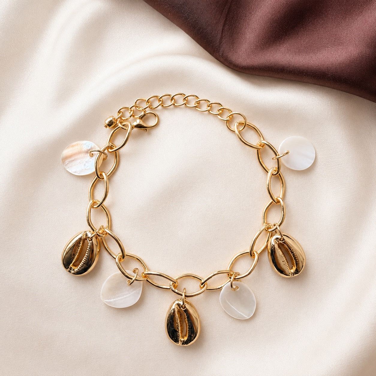 TFC Shell Shine Gold Plated Chain Bracelet
