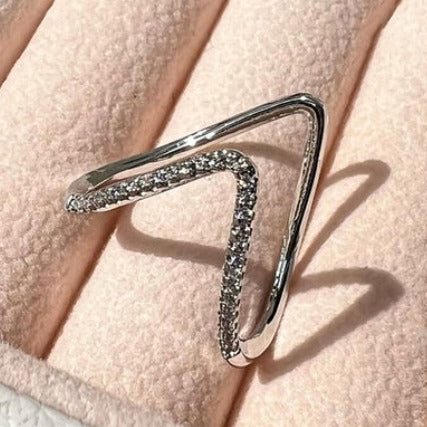 TFC Adjustable V-Stone Silver Plated Ring