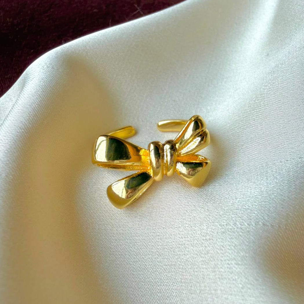 TFC Ribbon Bow Gold Plated Adjustable Ring