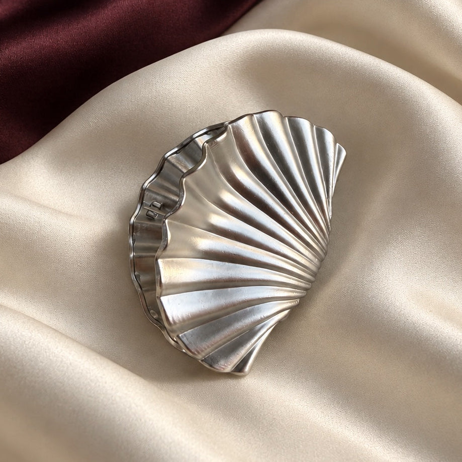 TFC Shell Sculpt Claw Silver Plated Hair Clip