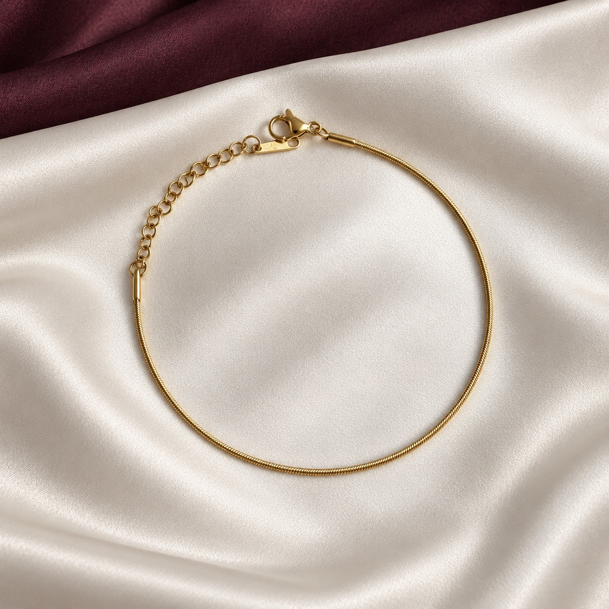 TFC Sleek Line Gold Plated Chain Bracelet