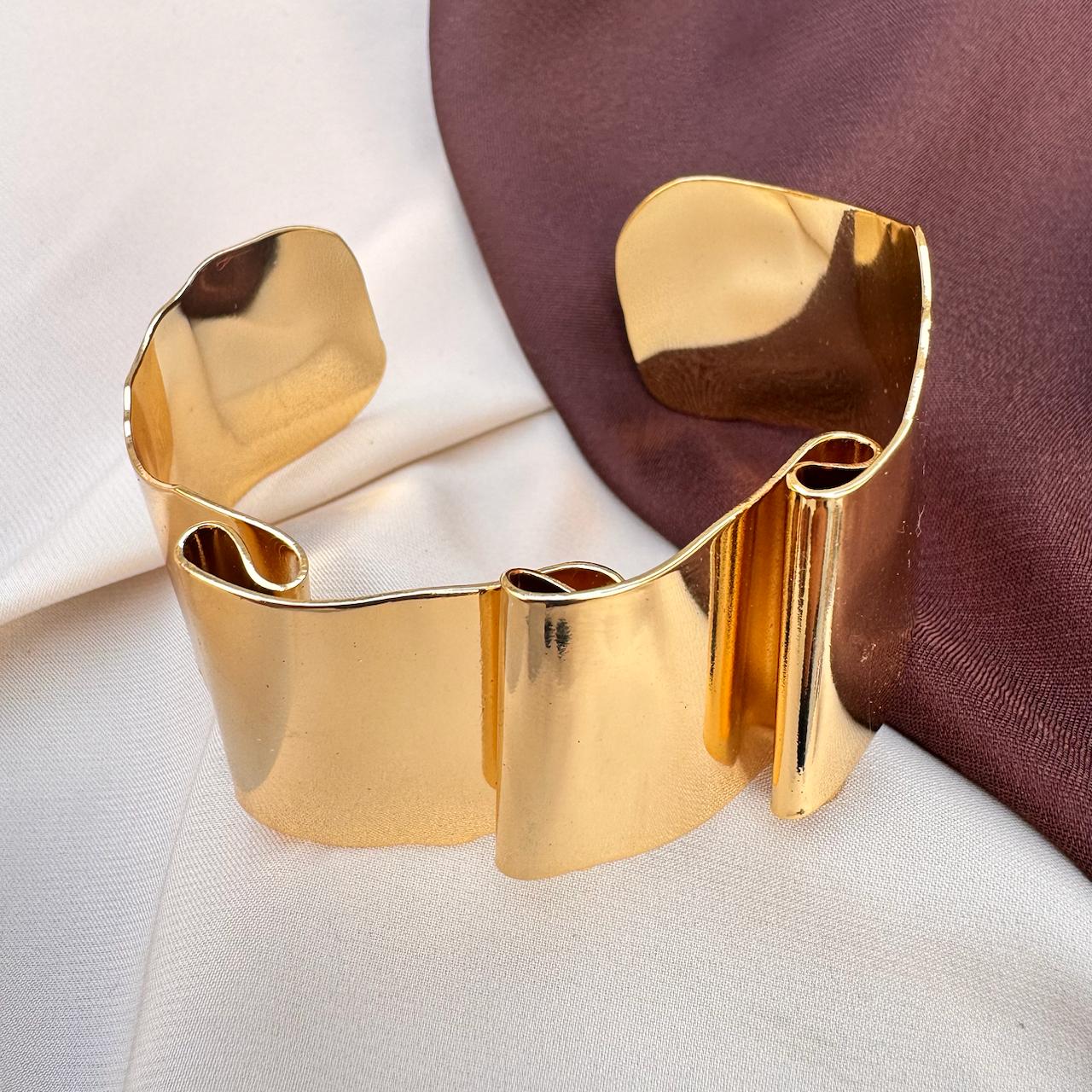 TFC Adjustable New Design Gold Plated Cuff Bracelet