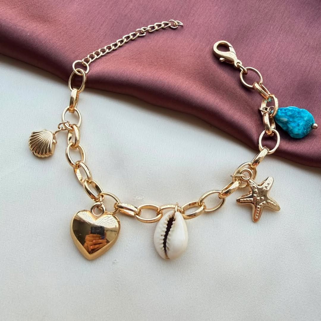 TFC Heart Star Gold Plated Chain Bracelet