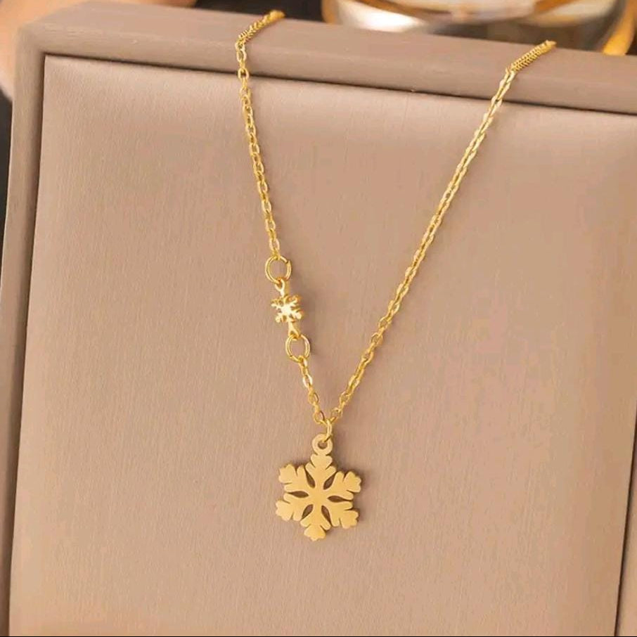 TFC Snow Gold Plated Pendant Necklace