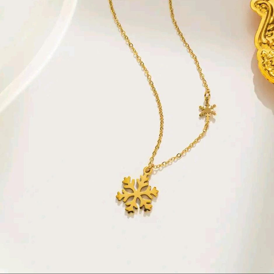 TFC Snow Gold Plated Pendant Necklace